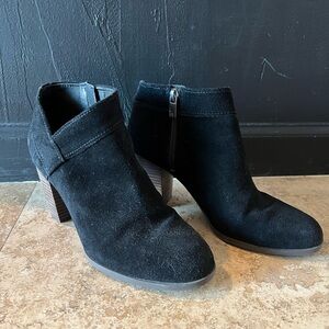 Koolaburra Black Suede Ankle Boots